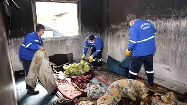 Belediye ekipleri yangının izlerini sildi, değerli eşyaları teslim etti