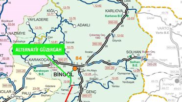 Bingöl'de Heyelan Yol Kapatıldı