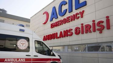 Diş ağrısına akılalmaz çözüm! Üçünü karıştırıp kafaya dikti