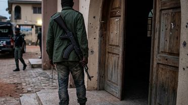 Nijerya'da iki kiliseye düzenlenen saldırıda 8 kişi öldü, çok sayıda kişi kaçırıldı