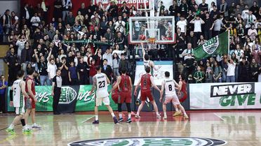 Sakarya Büyükşehir Basketbol play-off serisine galibiyetle başladı