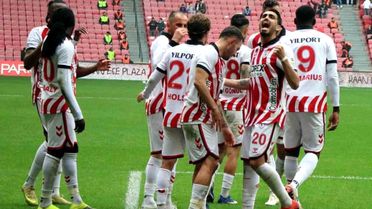 Samsunspor-Konyaspor: İlk Yarısı 1-1 Sona Erdi