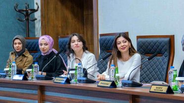 Rektör Levent Öğrencilerle Toplandı