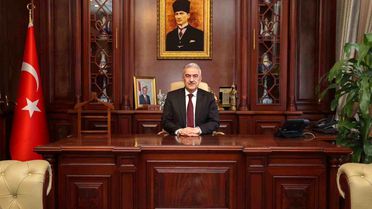 Vali Ayyıldız: 'Bu ulu şehir, yalnızca bir beldenin kazanımı değil, tarihi bir dönüm noktasıdır'