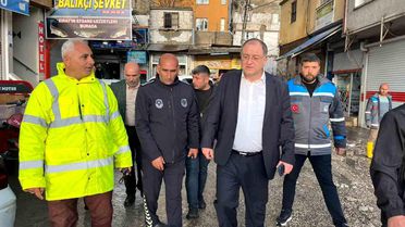 Birecik'te yağış sonrası ekipler harekete geçti