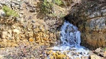 Depremden 3 Yıl Sonra Su Kaynağı Yeniden Akladı