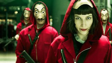 La Casa de Papel'in Tokyo'su Ursula Corbero'dan annelik pozu