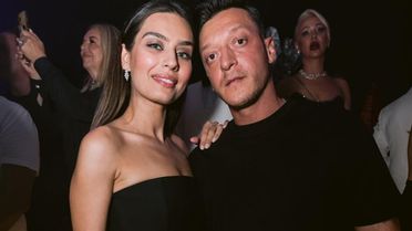 Mesut Özil ve Amine Özil üçüncü kez anne baba oldu