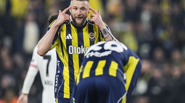 Milan Skriniar bir döndü pir döndü