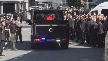 Şehit polis memuru Seçkin Yalçın için İstanbul Emniyet Müdürlüğü'nde tören düzenlendi