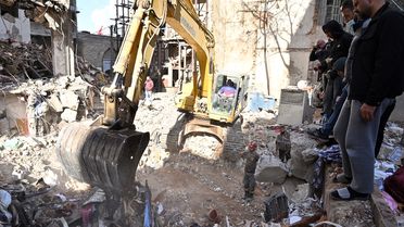 Beyrut'ta Aile Acısı: 3 Kayıp, 1 Umut