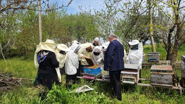 Kadın Çiftçilere Arıcılık Eğitimi Verildi