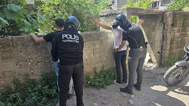 Adana'da Uyuşturucu Denetimi