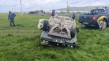 Bolvadin'de Şarampole Devrilen Araçta 1 Ölü, 4 Yaralı