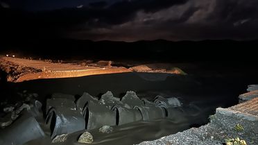 Sandıklı'da Taşkın Yolu Kapattı
