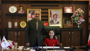 Öğrencilerden Başkan Çakar'a Ziyaret