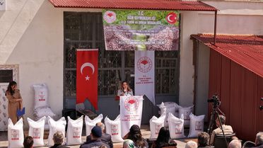 Elazığ'da Nohut Tohumu Dağıtımı Başladı