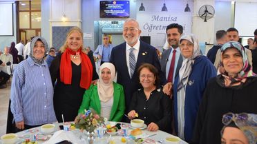 AK Parti Grup Başkanvekili Yenişehirlioğlu, Manisa'da konuştu Açıklaması
