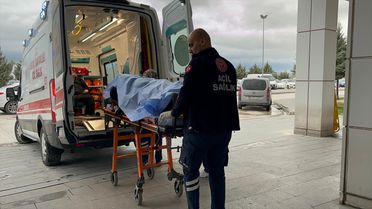 Aksaray'da Tur Otobüsü Devrildi: 19 Yaralı