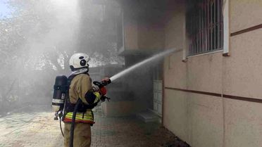 Antakya'da ev yangını