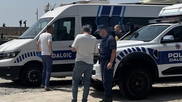 Düden Şelalesi'nde Falezlerden Düşen Yabancı Uyruklu Kişi Hayatını Kaybetti