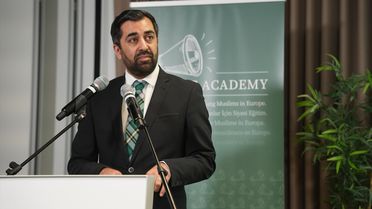 Müslüman Gençler İçin Yeni Eğitim Programı