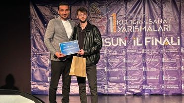 Bafra'lı Emre Öztürk, Şiir Yarışmasında Birinci Oldu