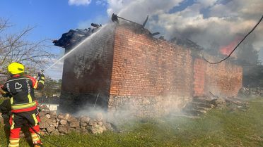 Sındırgı'da Ev Yangını Söndürüldü