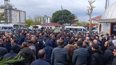Otobüs Kazasında Hayatını Kaybeden Elif Kel Son Yolculuğuna Uğurlandı