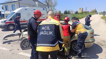 Susurluk'ta Trafik Kazası: 6 Yaralı
