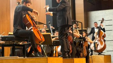 BBDSO, Ayhan Kızıl'ı Anma Konserinde Lionel Martin'i Ağırladı