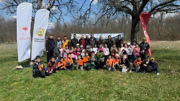 Öğrenciler Doğa İçin Fidan Dikti