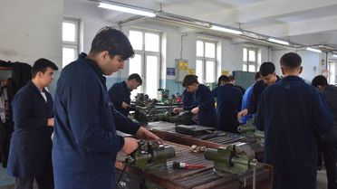 Bilecik'te Öğrenciler Fabrikalara Parça Üretiyor