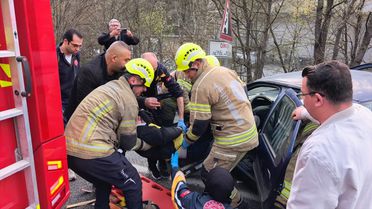 İnegöl'de Otomobil Kazası: 2 Yaralı