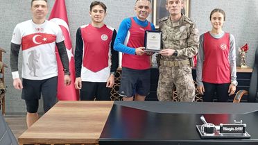 Bursalı Maratoncular Polis Haftası İçin Koştu
