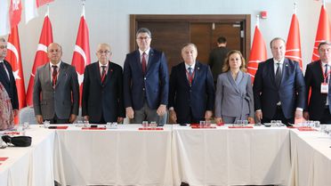CHP'den Erken Seçim Vurgusu