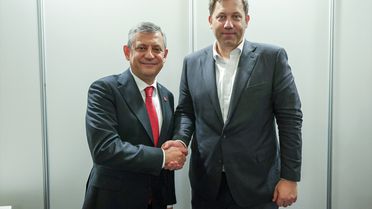 Özgür Özel ve Lars Klingbeil Buluştu