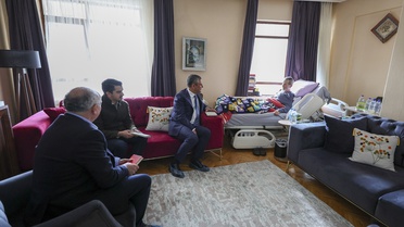 Özgür Özel, Ahmet Telli'ye Geçmiş Olsun Ziyareti Gerçekleştirdi