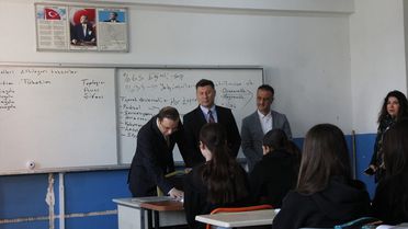 Kaymakam Baycar Cizre Merkez Anadolu Lisesi'ni Ziyaret Etti