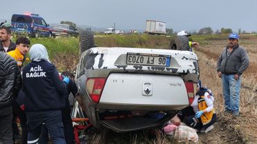 Osmancık'ta Otomobil Devrildi: 4 Yaralı