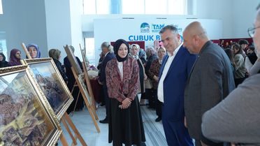 Çubuk'ta 50. Yıl Sanat Sergisi Açıldı