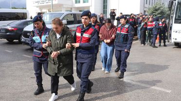 Denizli'de Sanal Dolandırıcılara Operasyon