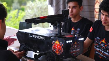 Reyhanlı Öğrencilerinden İnsansız Araç Prototipi