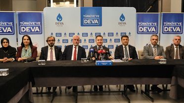 DEVA Partisi Genel Başkanı Babacan, Çorum'da basın toplantısı düzenledi
