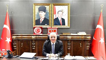 Diyarbakır Valisi Zorluoğlu'ndan Türk Polis Teşkilatının 181. kuruluş yıl dönümü mesajı