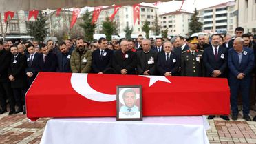 Elazığ şehidini son yolculuğuna uğurladı