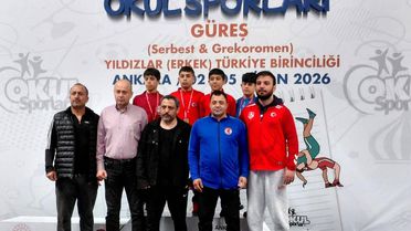 Erzincanlı Anzor Yasin Türkiye Üçüncüsü