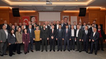 Esenyurt Belediye Başkan Vekili Aksoy, mahalle muhtarlarıyla bir araya geldi