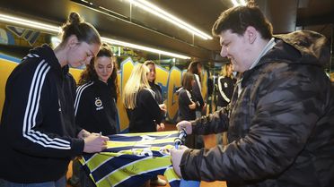 Fenerbahçe Opet, Avrupa Ligi Şampiyonluğunu Kutladı