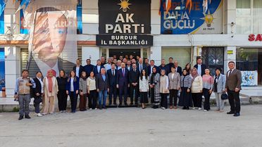 Gençlik ve Spor Bakan Yardımcısı Eminoğlu, AK Parti Burdur İl Başkanlığını ziyaret etti Açıklaması